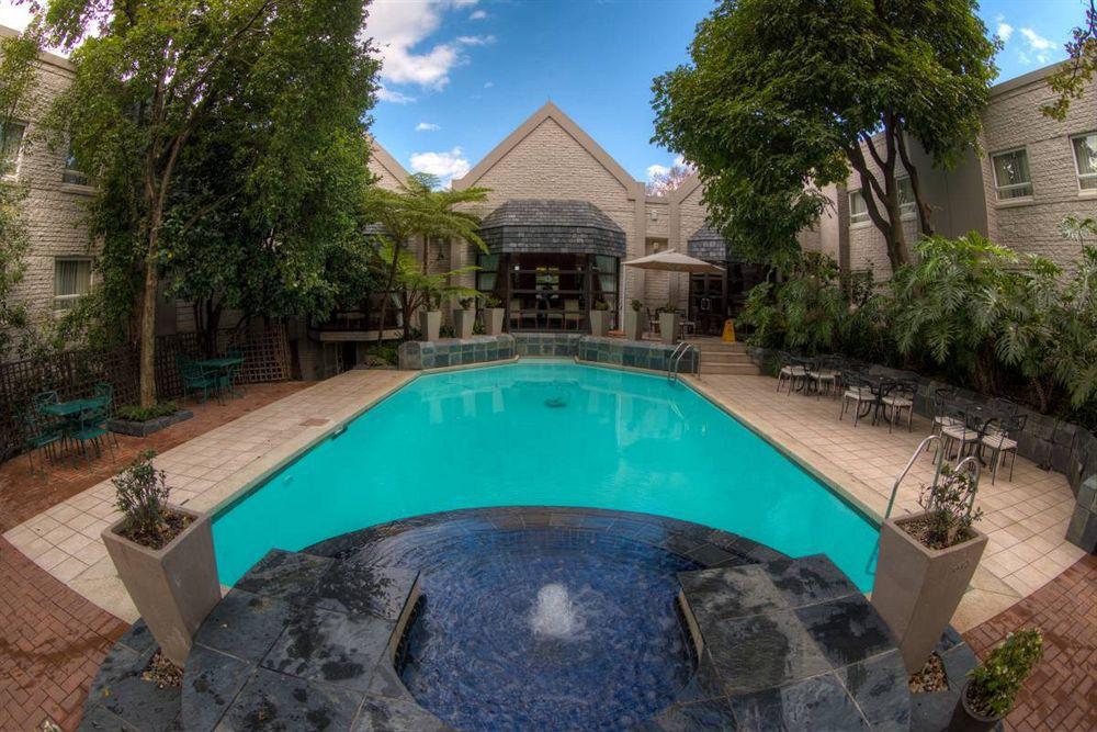 City Lodge Hotel Sandton, Katherine Street Johannesburgo Exterior foto
