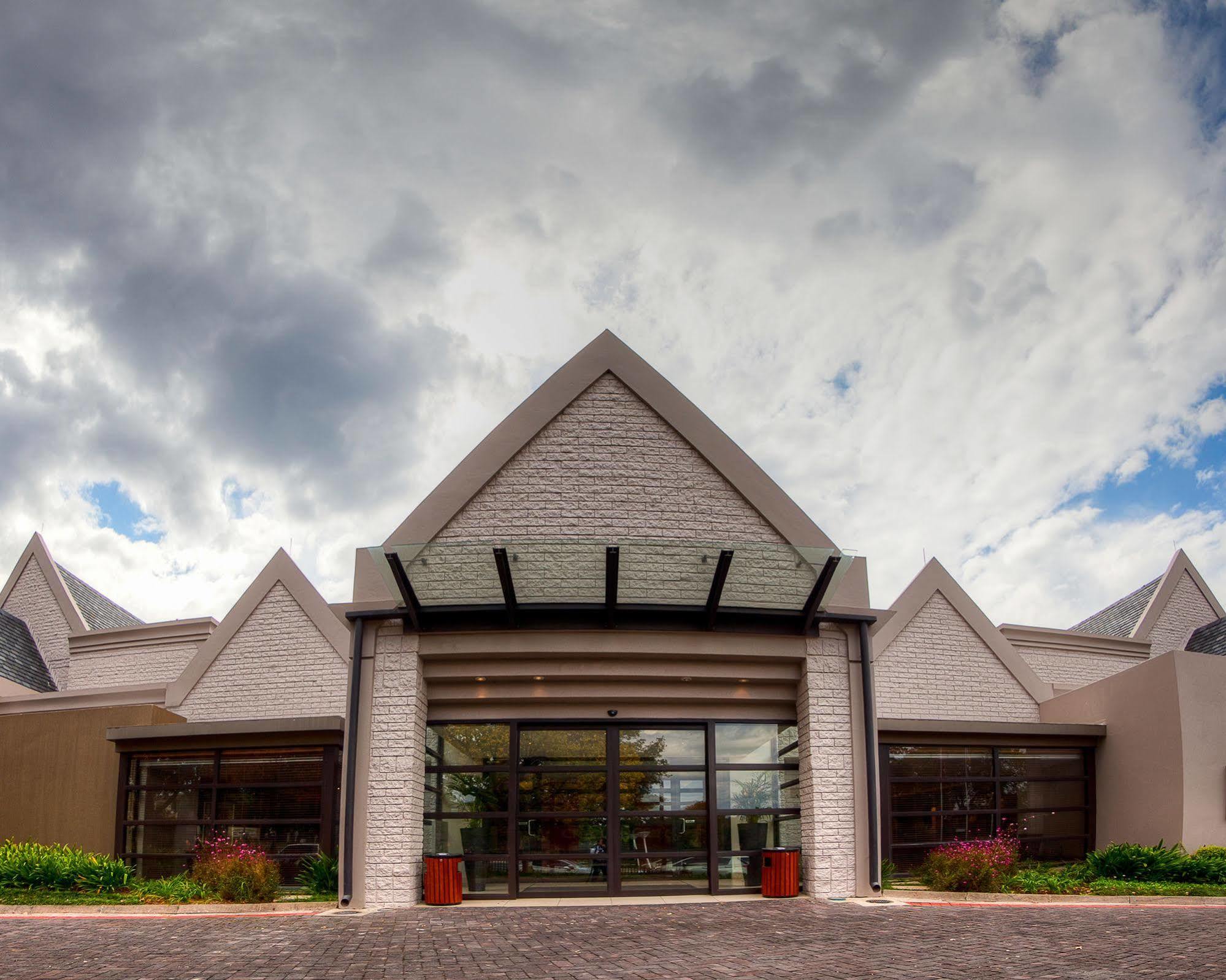 City Lodge Hotel Sandton, Katherine Street Johannesburgo Exterior foto